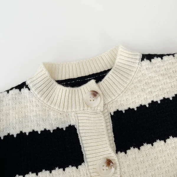 Spring And Autumn Newborn Baby Boys And Girls Baby Black And White Striped Knitted Cardigan Children's Casual Loose Baby Clothes - Image 5