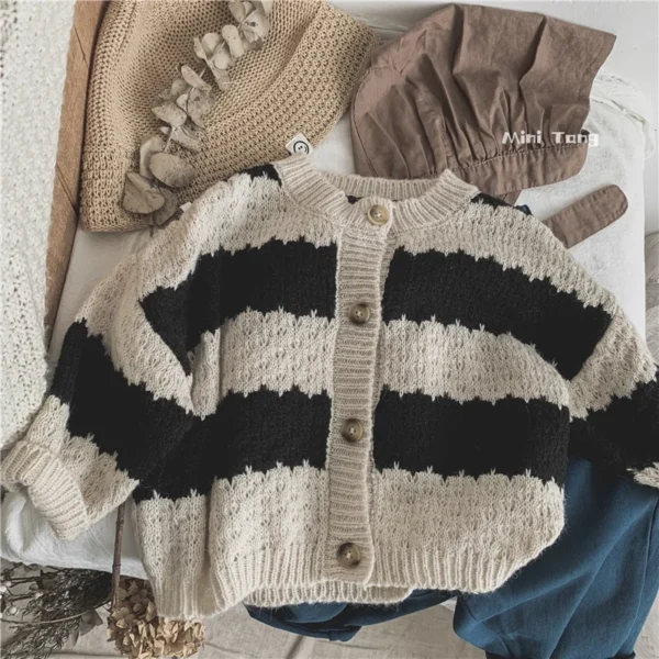 Spring And Autumn Newborn Baby Boys And Girls Baby Black And White Striped Knitted Cardigan Children's Casual Loose Baby Clothes